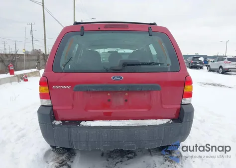 2006 Ford Escape Xls/Xls Manual z USA, uszkodzony, nr VIN 1FMYU02Z16KB58567